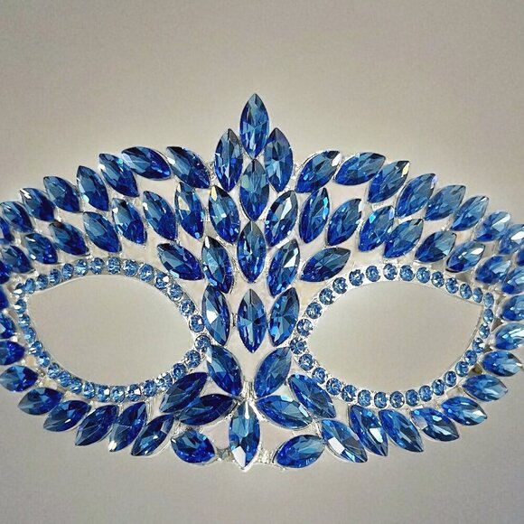 Handmade masquerade mask, Blue crystal mask, Wedding party mask, Masquerade ball - Picture 6 of 6